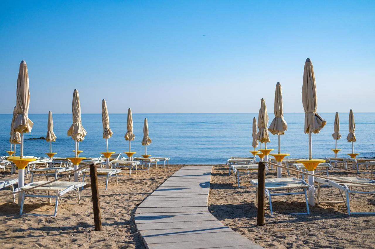 Torre Guaceto Greenblu Resort Specchiolla Ngoại thất bức ảnh